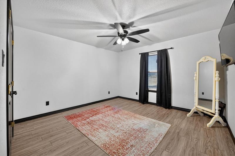 1017 County Road 3555, Paradise TX 76073 - Photo 22
