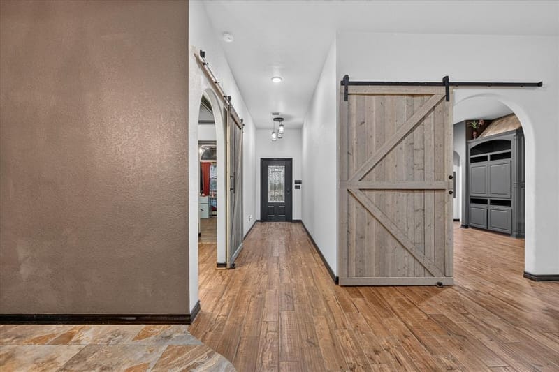 1017 County Road 3555, Paradise TX 76073 - Photo 3