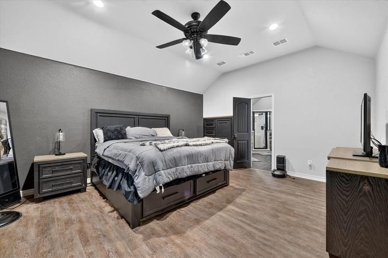 1017 County Road 3555, Paradise TX 76073 - Photo 14