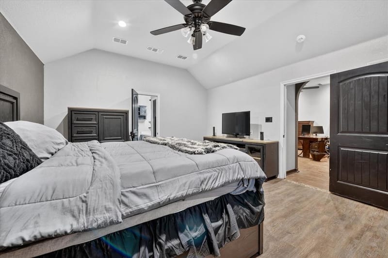 1017 County Road 3555, Paradise TX 76073 - Photo 15