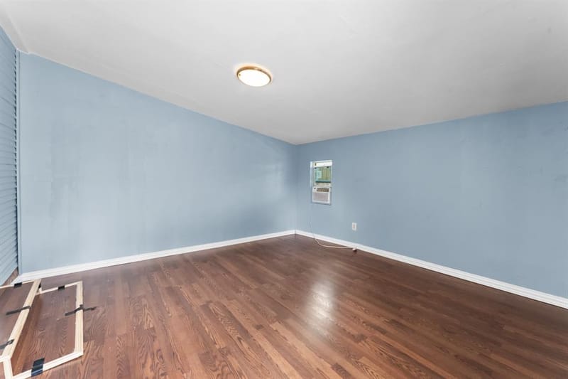 1612 Harris Court, Dallas TX 75223 - Photo 9