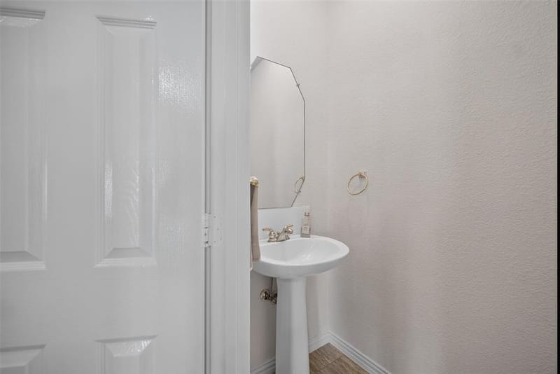 7708 Buccaneer Circle, Arlington TX 76016 - Photo 32