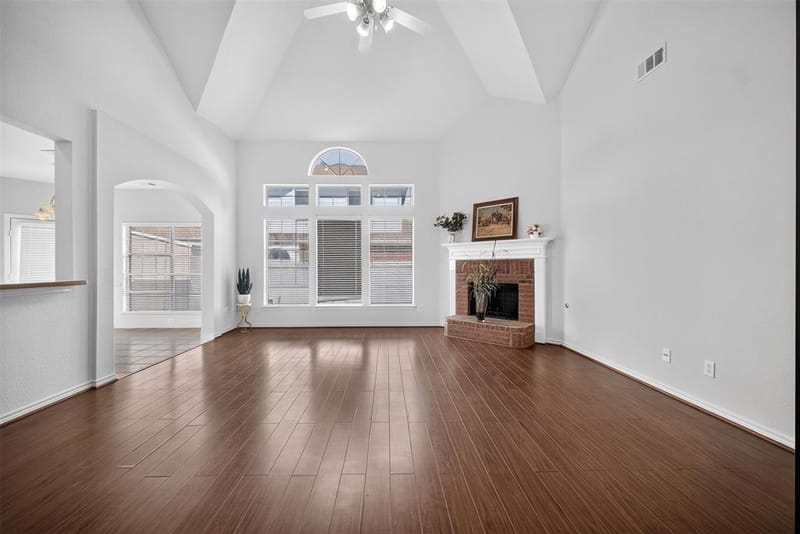 7708 Buccaneer Circle, Arlington TX 76016 - Photo 5