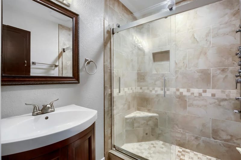 2119 Healey Drive, Dallas TX 75228 - Photo 23