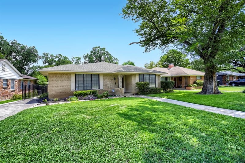 2119 Healey Drive, Dallas TX 75228 - Photo 3