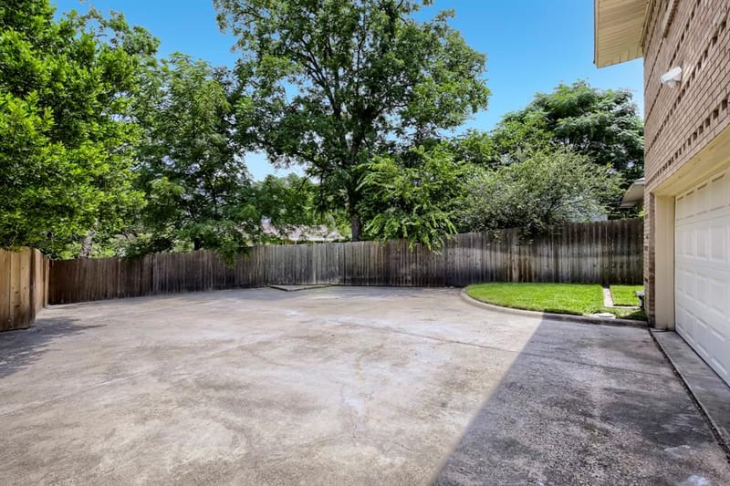 2119 Healey Drive, Dallas TX 75228 - Photo 25