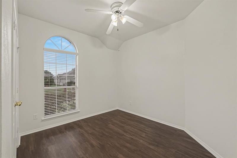 11709 Amber Valley Drive, Frisco TX 75035 - Photo 16