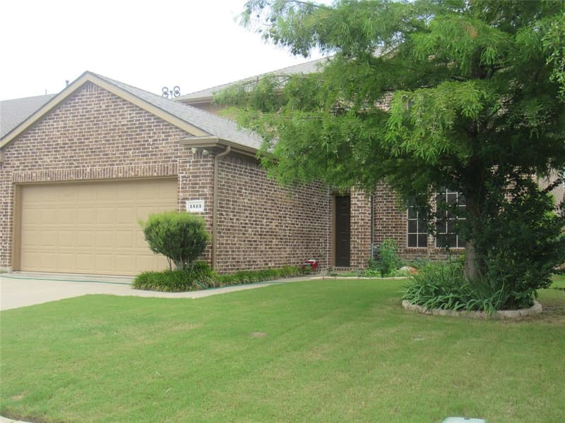 1513 San Carlos Drive, Van Alstyne TX 75495 - Photo 2