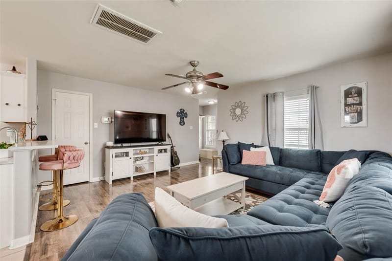 149 Cattlemans Creek Road, Newark TX 76071 - Photo 5