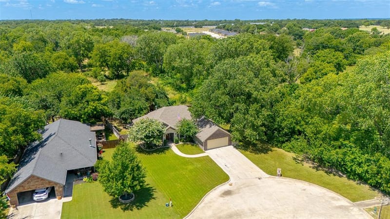 712 Spring Meadow Street, Stephenville TX 76401 - Photo 36
