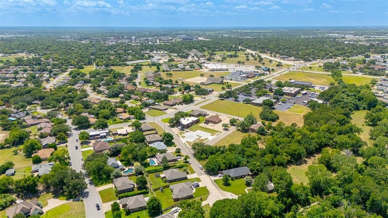 712 Spring Meadow Street, Stephenville TX 76401 - Photo 34