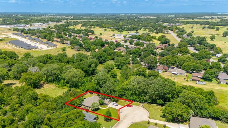 712 Spring Meadow Street, Stephenville TX 76401 - Photo 33