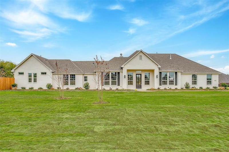 991 Hulen, Crowley TX 76036 - Photo 2