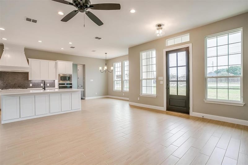 991 Hulen, Crowley TX 76036 - Photo 7