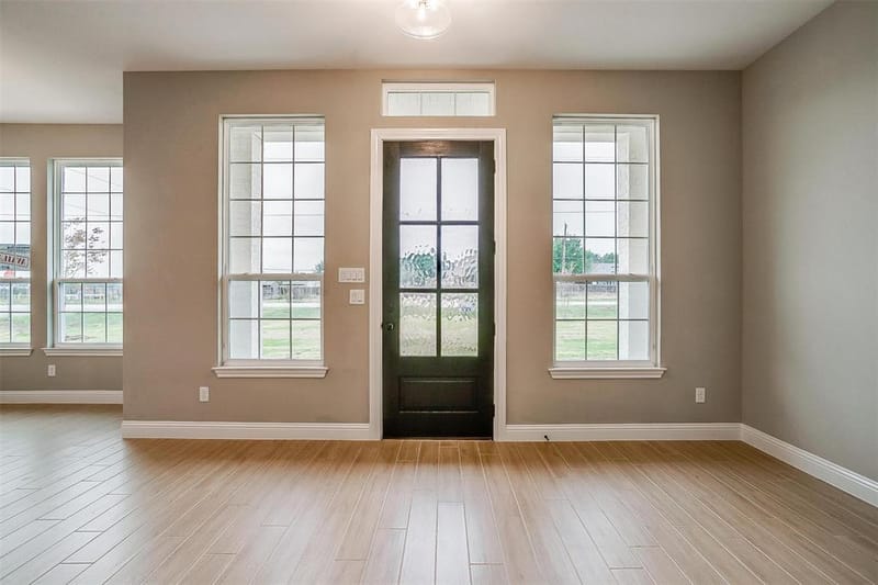 991 Hulen, Crowley TX 76036 - Photo 5
