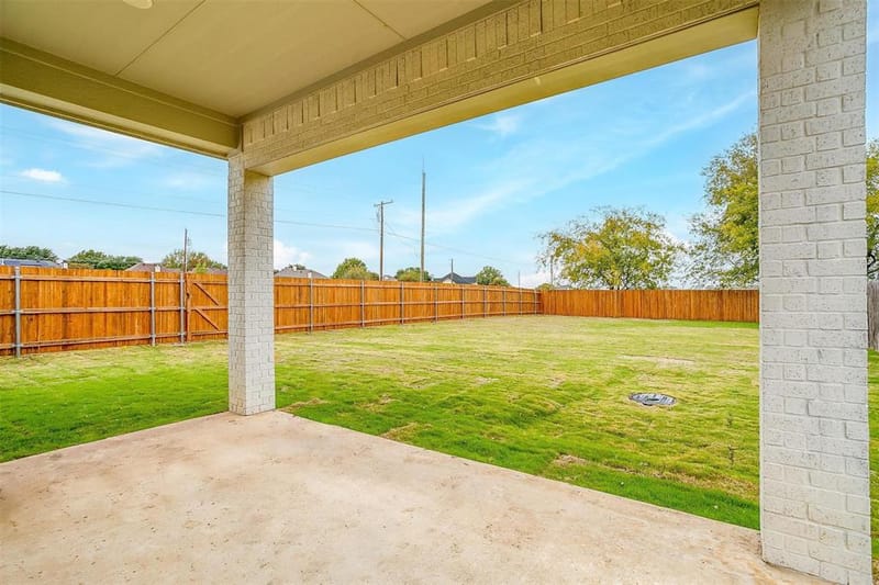 991 Hulen, Crowley TX 76036 - Photo 34