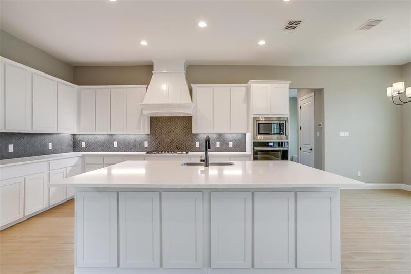 991 Hulen, Crowley TX 76036 - Photo 11