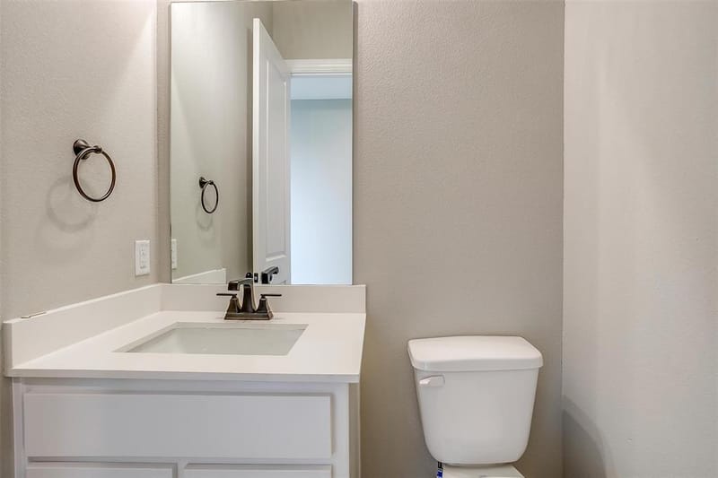 991 Hulen, Crowley TX 76036 - Photo 19