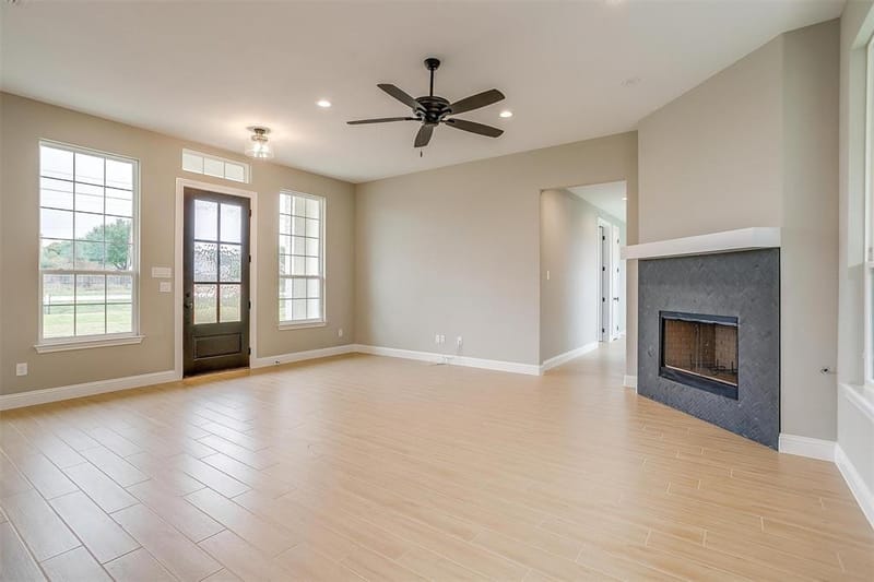 991 Hulen, Crowley TX 76036 - Photo 8