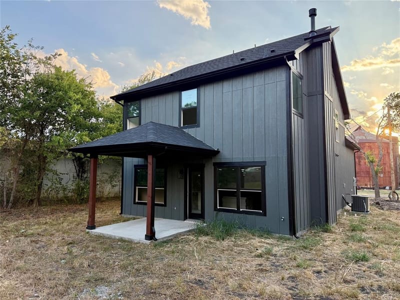 305 Augustus Street, Trenton TX 75490 - Photo 3