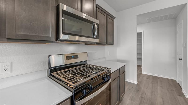 636 Sky Muse Drive, Lavon TX 75166 - Photo 2