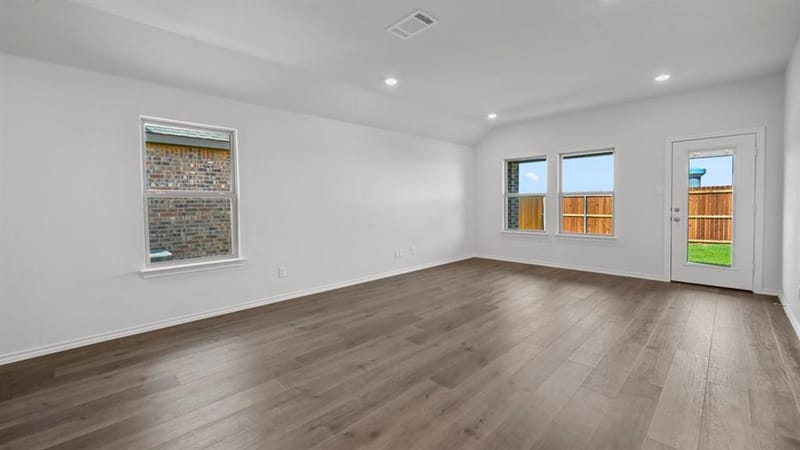 636 Sky Muse Drive, Lavon TX 75166 - Photo 13