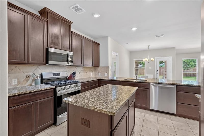 12613 Capri Drive, Frisco TX 75036 - Photo 3