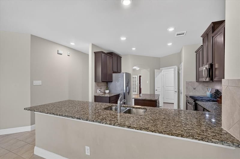 12613 Capri Drive, Frisco TX 75036 - Photo 9