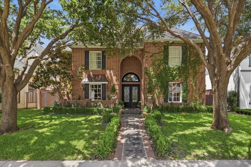 628 Deloache Street, Westworth Village TX 76114 - Photo 2