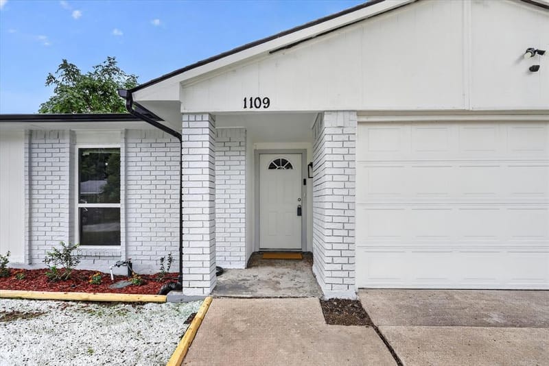 1109 Coffeyville Trail, Grand Prairie TX 75052 - Photo 2