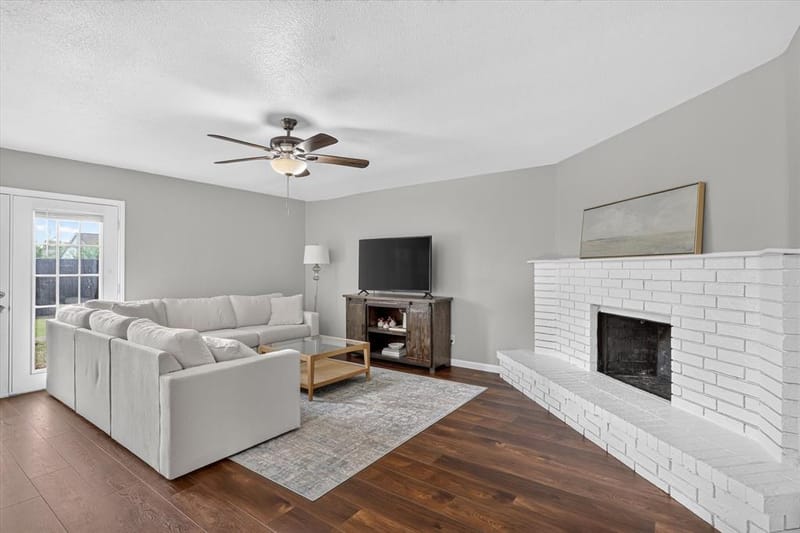 1109 Coffeyville Trail, Grand Prairie TX 75052 - Photo 4