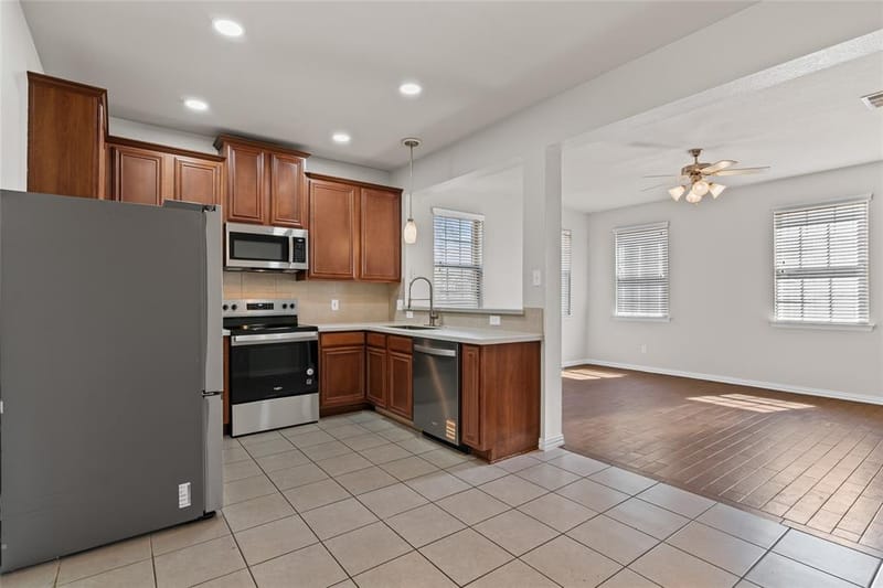 3073 Peyton Brook Drive, Fort Worth TX 76137 - Photo 11