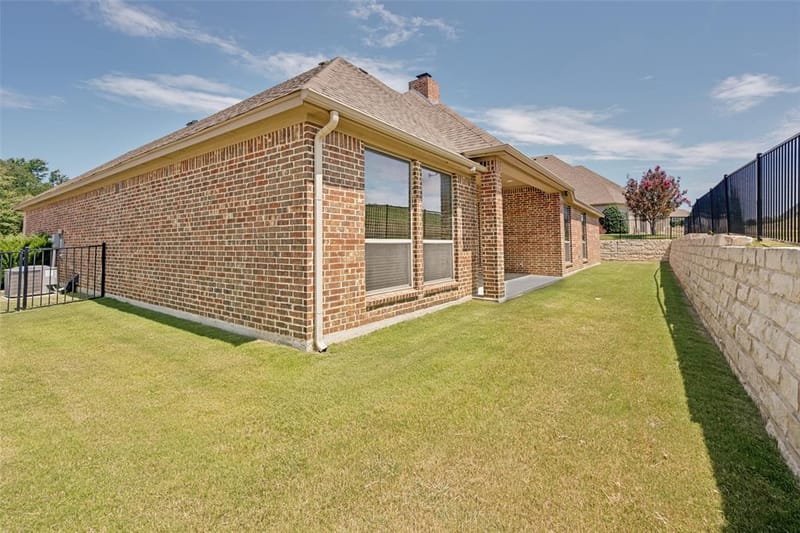 11049 Hawkins Home Boulevard, Benbrook TX 76126 - Photo 24