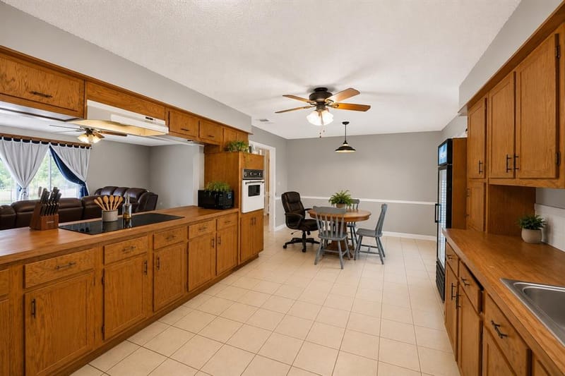 119 Dennis Street, Jacksboro TX 76458 - Photo 7