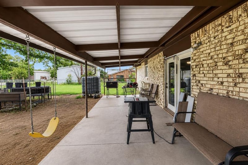119 Dennis Street, Jacksboro TX 76458 - Photo 24