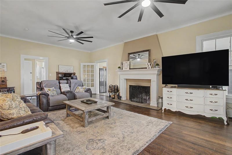7921 White Settlement Road, White Settlement TX 76108 - Photo 6