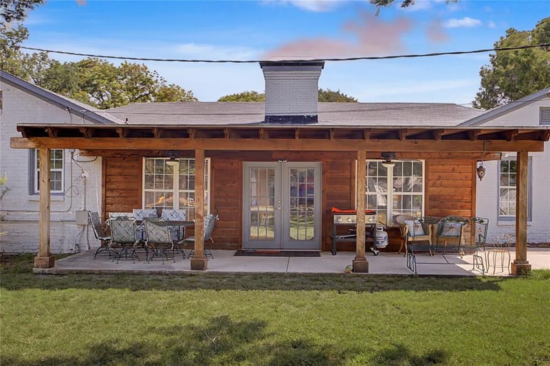7921 White Settlement Road, White Settlement TX 76108 - Photo 31