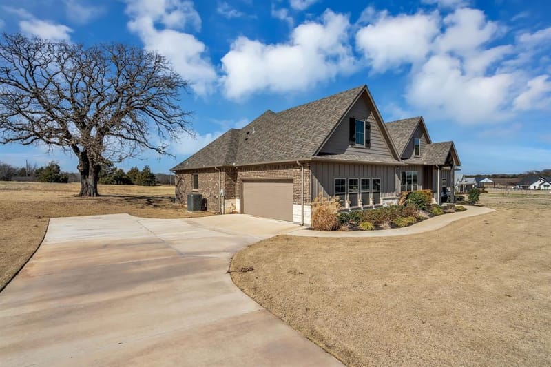 175 Quail Ridge Court, Decatur TX 76234 - Photo 3