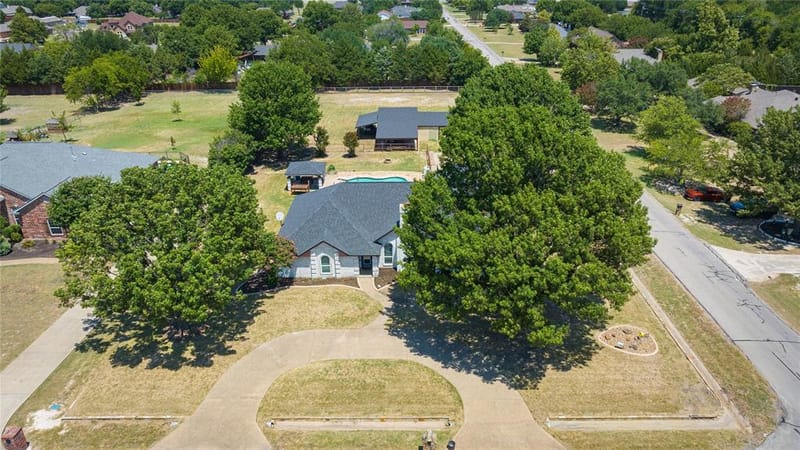 14205 Red Wood Circle N, Frisco TX 75071 - Photo 2