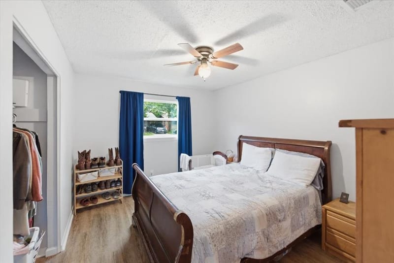 213 Virginia Drive, Lacy Lakeview TX 76705 - Photo 12