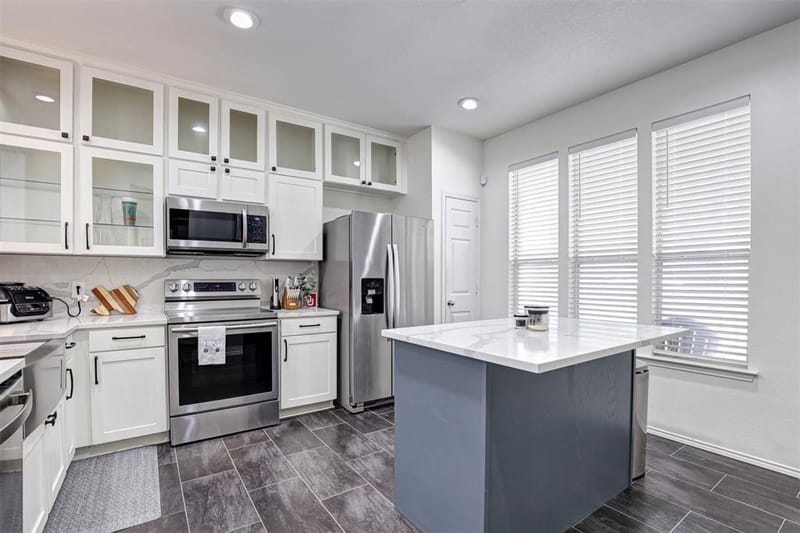 10716 Traymore Drive, Fort Worth TX 76244 - Photo 9