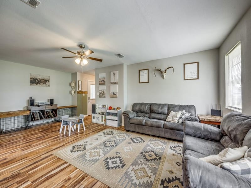 411 W Houston Street, Leonard TX 75452 - Photo 10