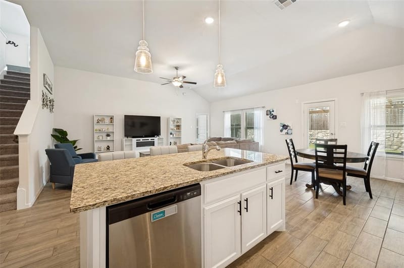 14065 Ilderton Street, Pilot Point TX 76258 - Photo 5