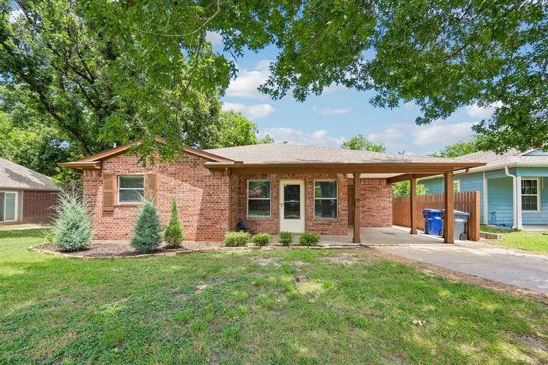 923 Rockwall Street, McKinney TX 75069 - Photo 2