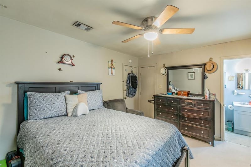 4816 Inwood Drive, Beverly Hills TX 76711 - Photo 10