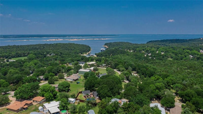 347 Quail Creek Circle, Pottsboro TX 75076 - Photo 23