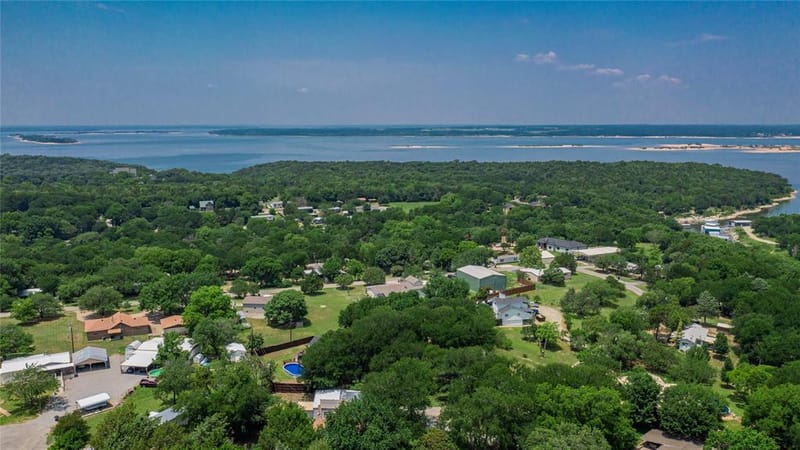 347 Quail Creek Circle, Pottsboro TX 75076 - Photo 22