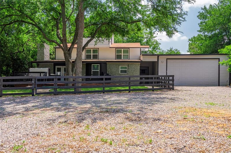 347 Quail Creek Circle, Pottsboro TX 75076 - Photo 3