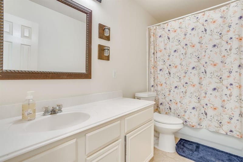 525 Oakbrook Drive, Burleson TX 76028 - Photo 28