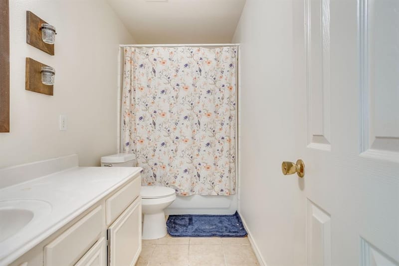 525 Oakbrook Drive, Burleson TX 76028 - Photo 29